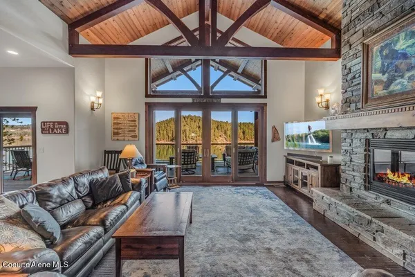 $3,500,000 | 5071 South Fishhawk Court, Harrison, ID 83833