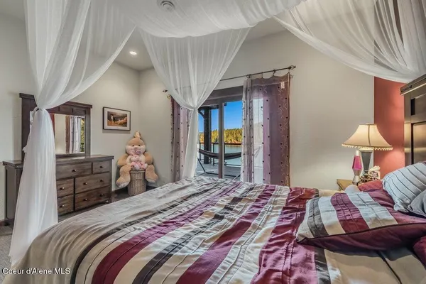 $3,500,000 | 5071 South Fishhawk Court, Harrison, ID 83833