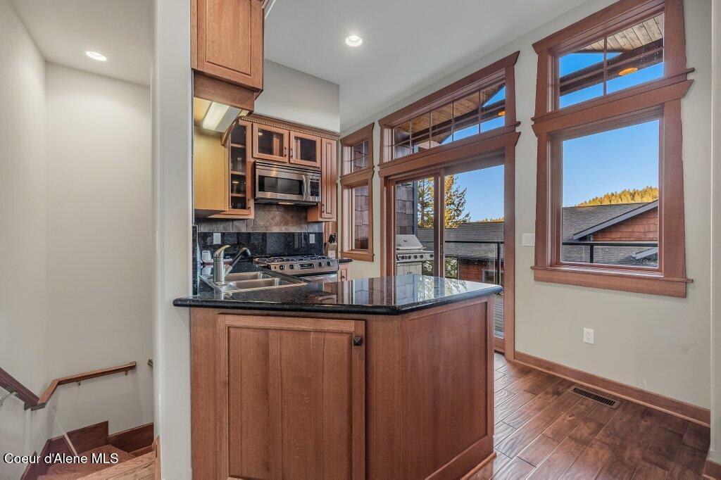 5071 South Fishhawk Court Harrison, ID 83833 - Photo 70 of 100 Wood Blinds