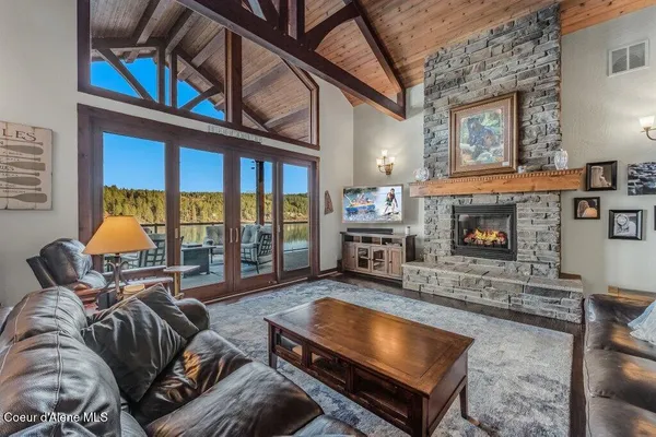 $3,500,000 | 5071 South Fishhawk Court, Harrison, ID 83833