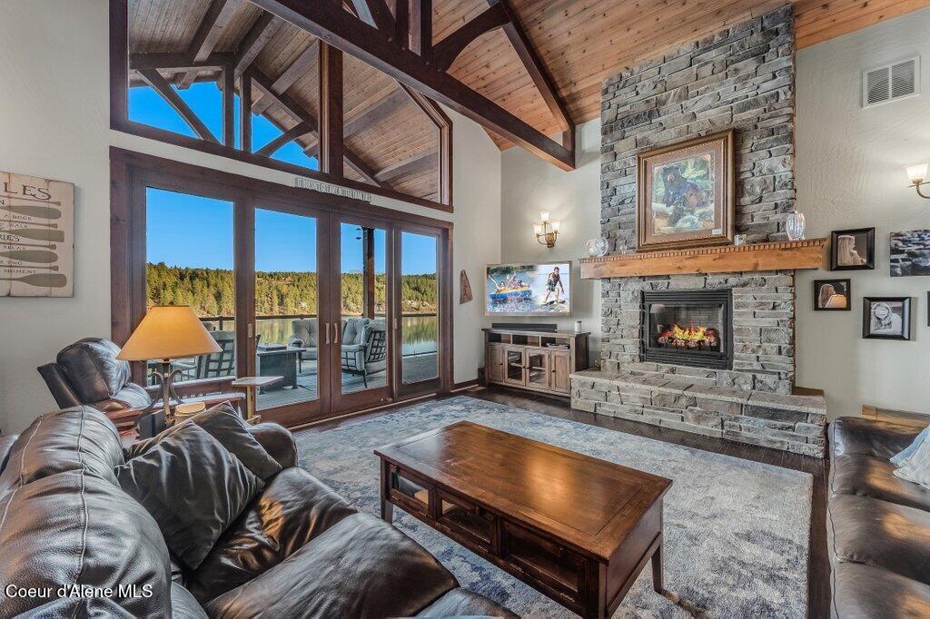 5071 South Fishhawk Court Harrison, ID 83833 - Photo 9 of 100 Cozy and Comfortable