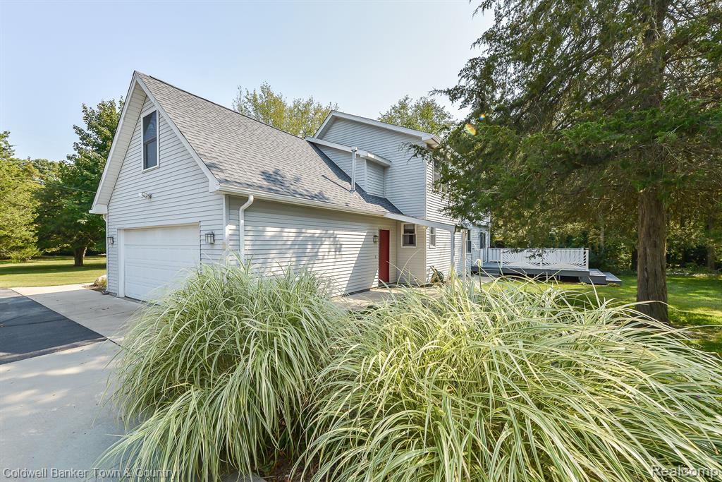 11088 Whitewood Road Pinckney, MI 48169 - Photo 43 of 44 Gallery Image 43