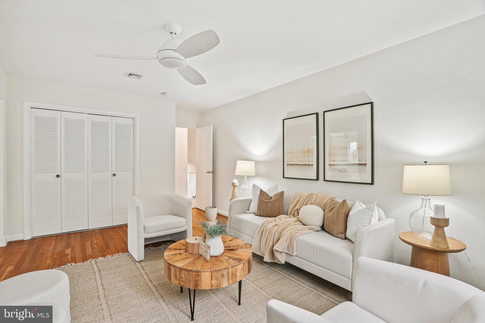 10002 Belhaven Road Bethesda, MD 20817 - Photo 19 of 31 Sitting Room In Primary Suite
