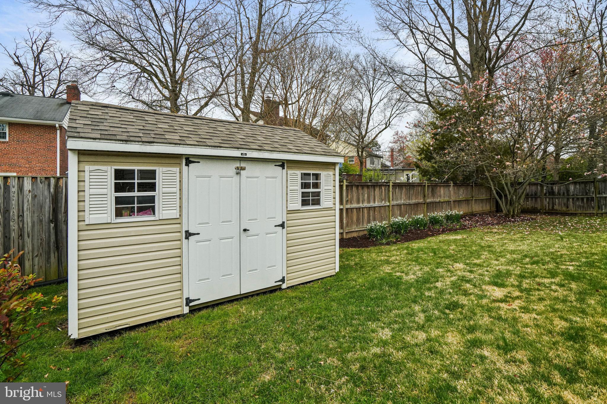 10002 Belhaven Road Bethesda, MD 20817 - Photo 31 of 31 Shed