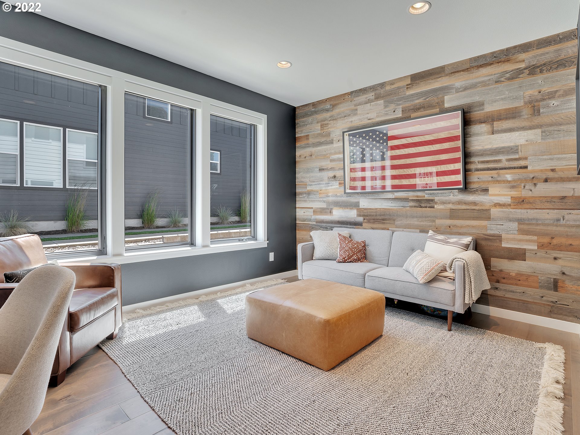 8237 Southwest 46th Avenue Portland, OR 97219 - Photo 21 of 32 Gallery Image 21