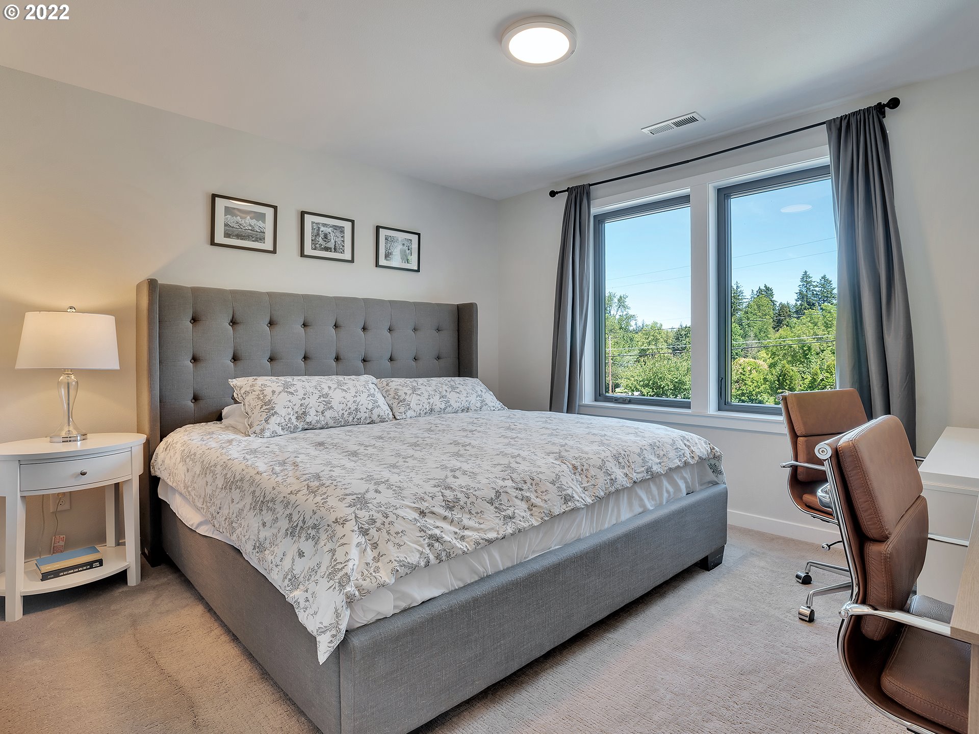 8237 Southwest 46th Avenue Portland, OR 97219 - Photo 29 of 32 Gallery Image 29