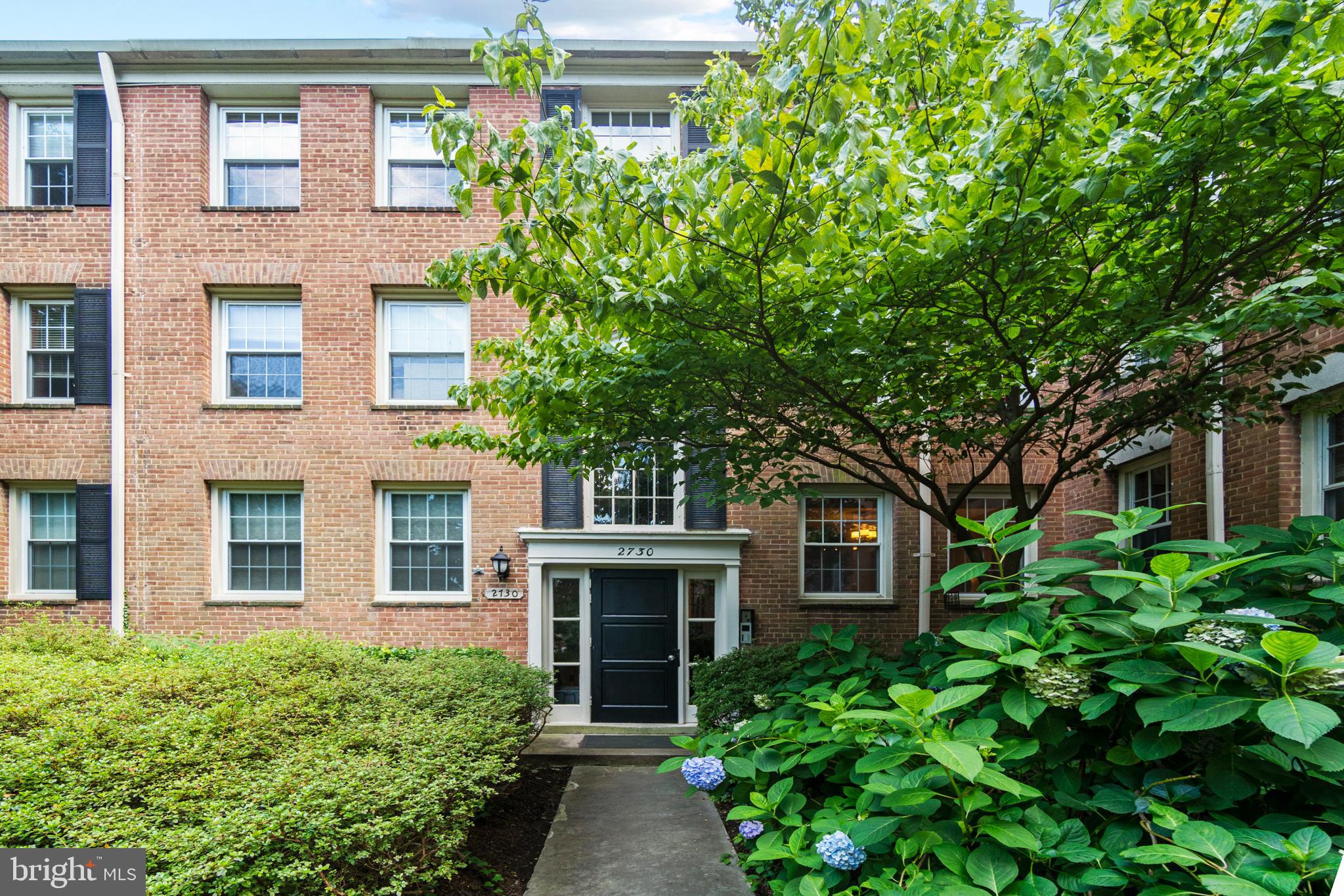 2730 Ordway Street Northwest, Unit 2 Washington, DC 20008 - Photo 2 of 37