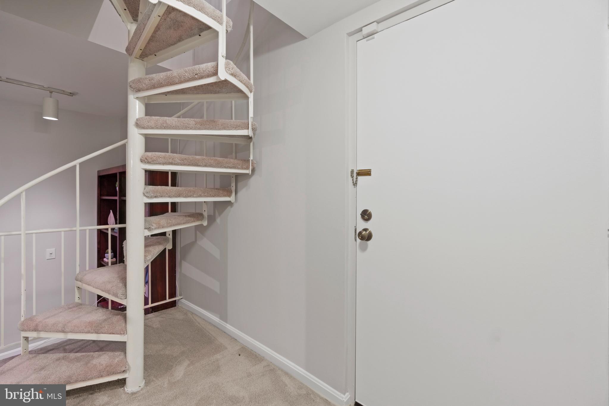 2730 Ordway Street Northwest, Unit 2 Washington, DC 20008 - Photo 25 of 37