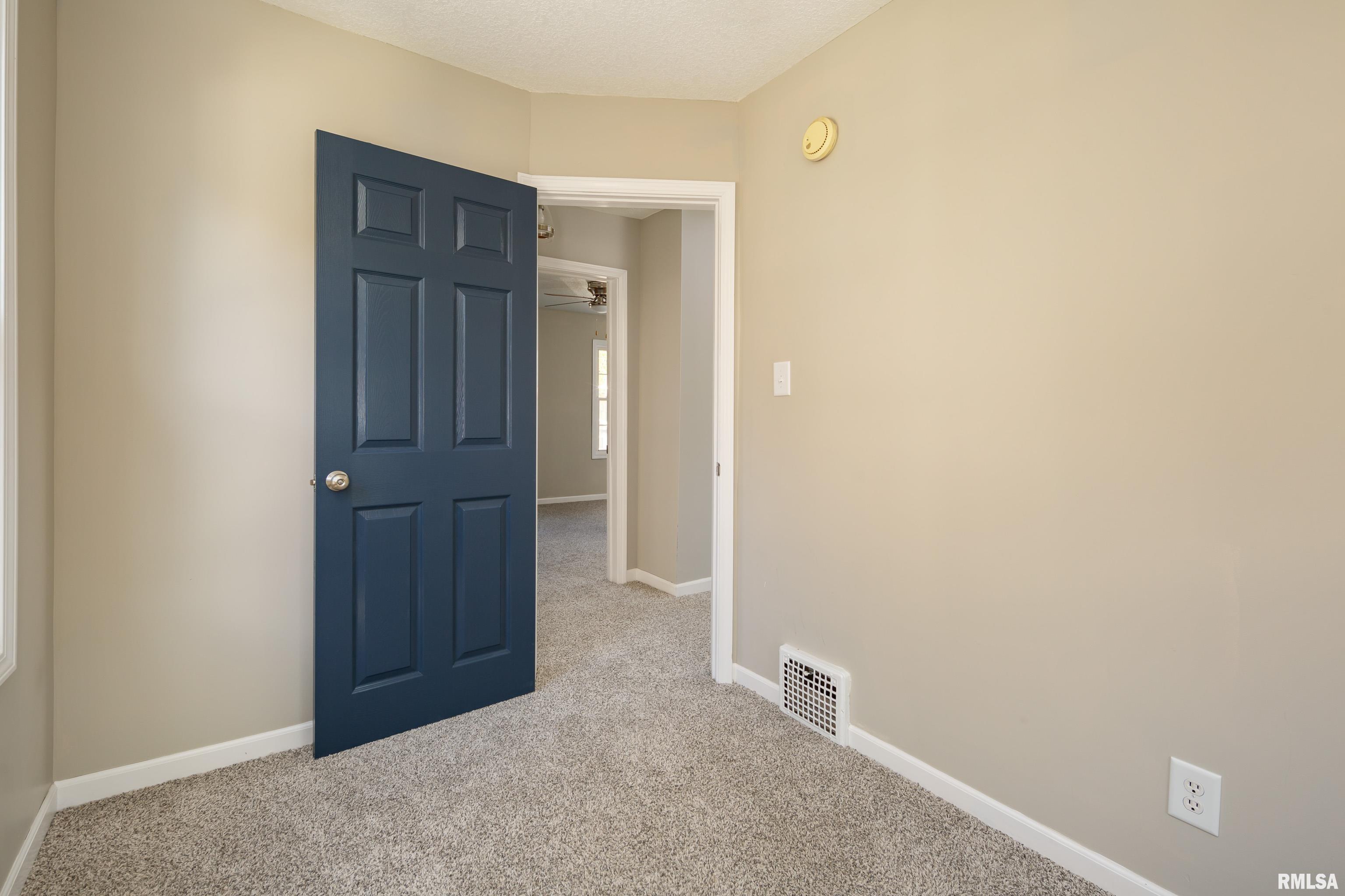 1616 25th Avenue Moline, IL 61265 - Photo 19 of 30
