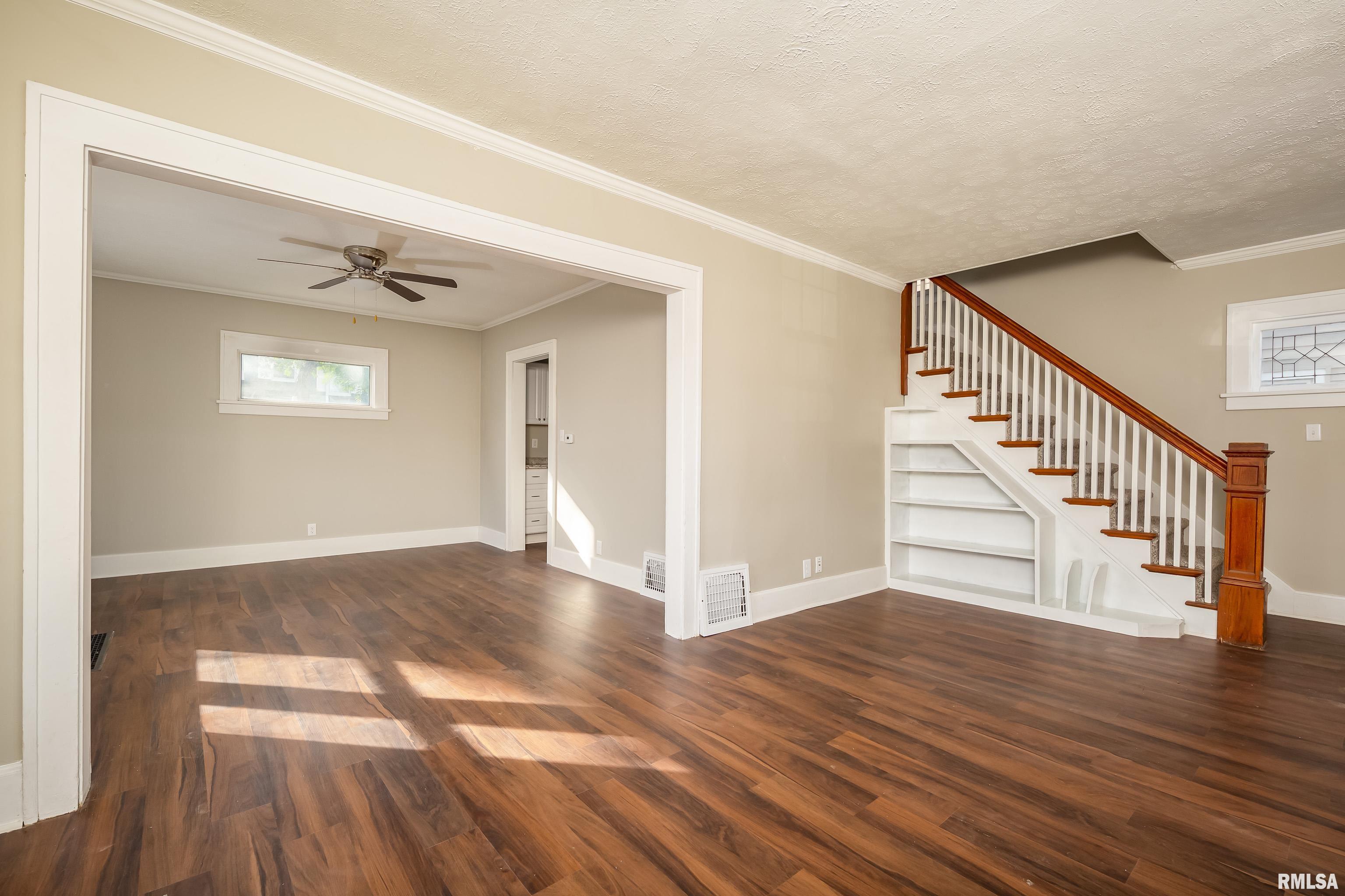 1616 25th Avenue Moline, IL 61265 - Photo 9 of 30