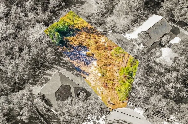 a view of outside area