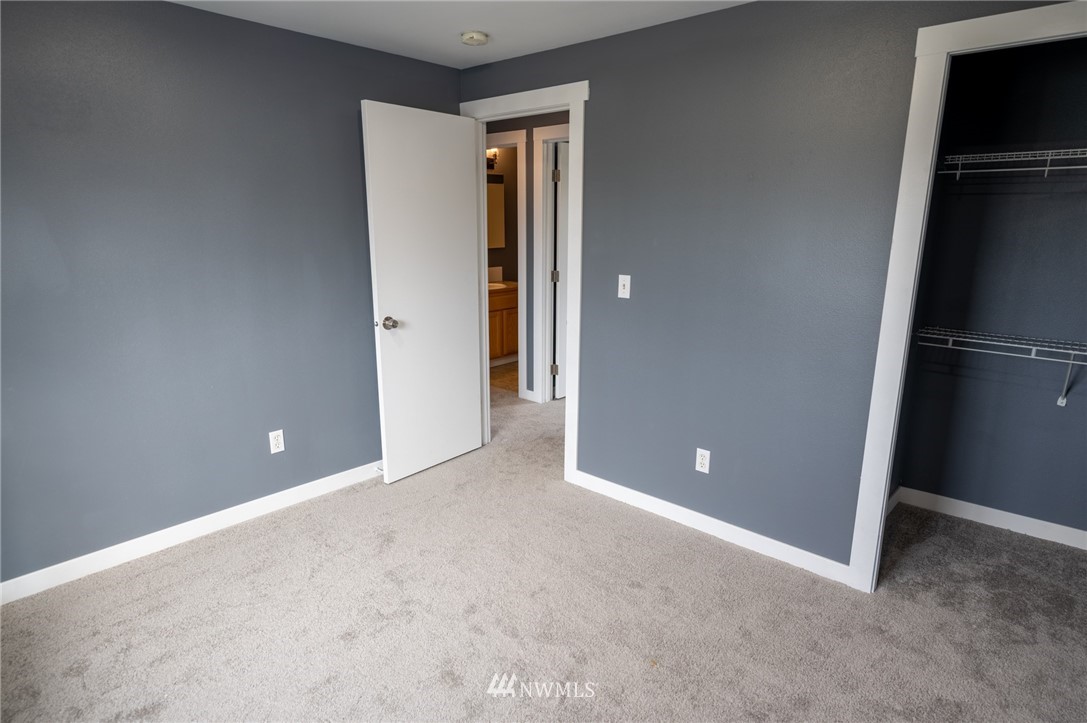 427 Rohrer Loop Sedro-Woolley, WA 98284 - Photo 28 of 36 a view of empty room