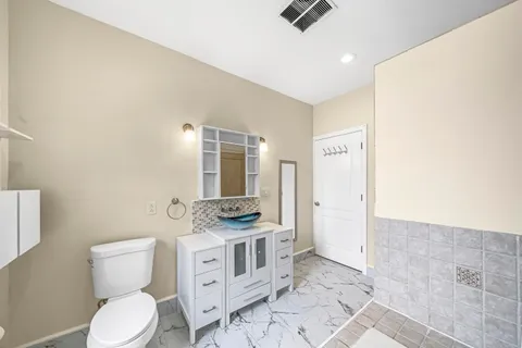 $429,000 | 240 Clendenny Avenue, Unit 5A, Jersey City, NJ 07304