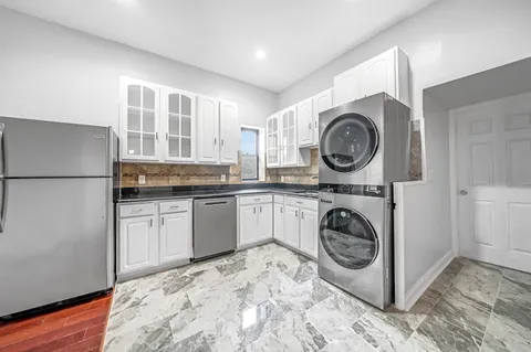 $429,000 | 240 Clendenny Avenue, Unit 5A, Jersey City, NJ 07304