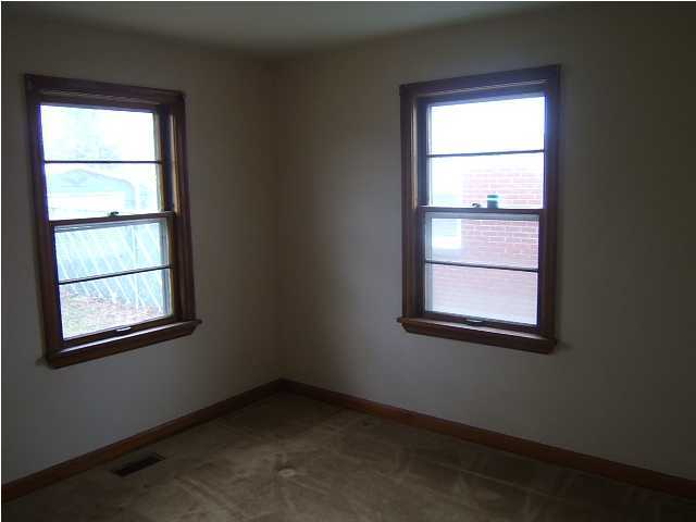 7717 Edna M Road Louisville, KY 40258 - Photo 5 of 10 Additional Photo