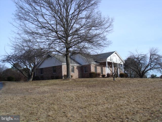 Exterior (Front)