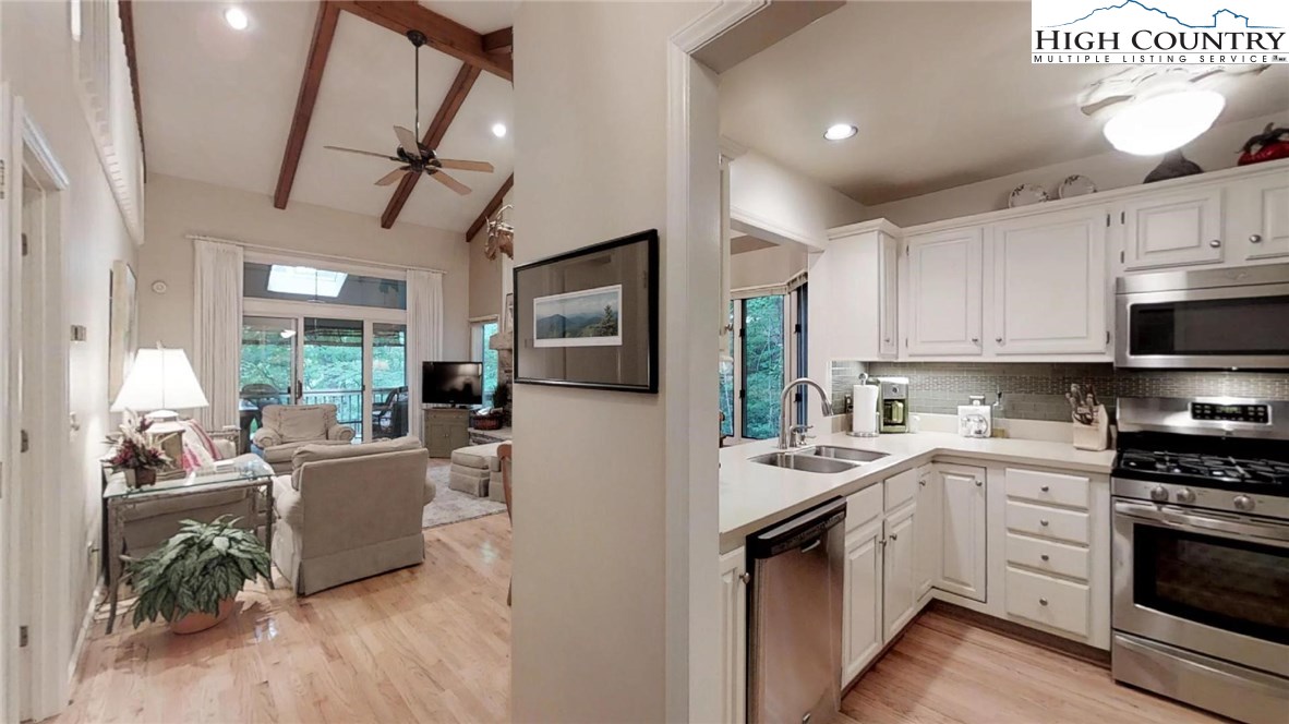 155 Far Sawrey, Unit 1 Boone, NC 28607 - Photo 2 of 38