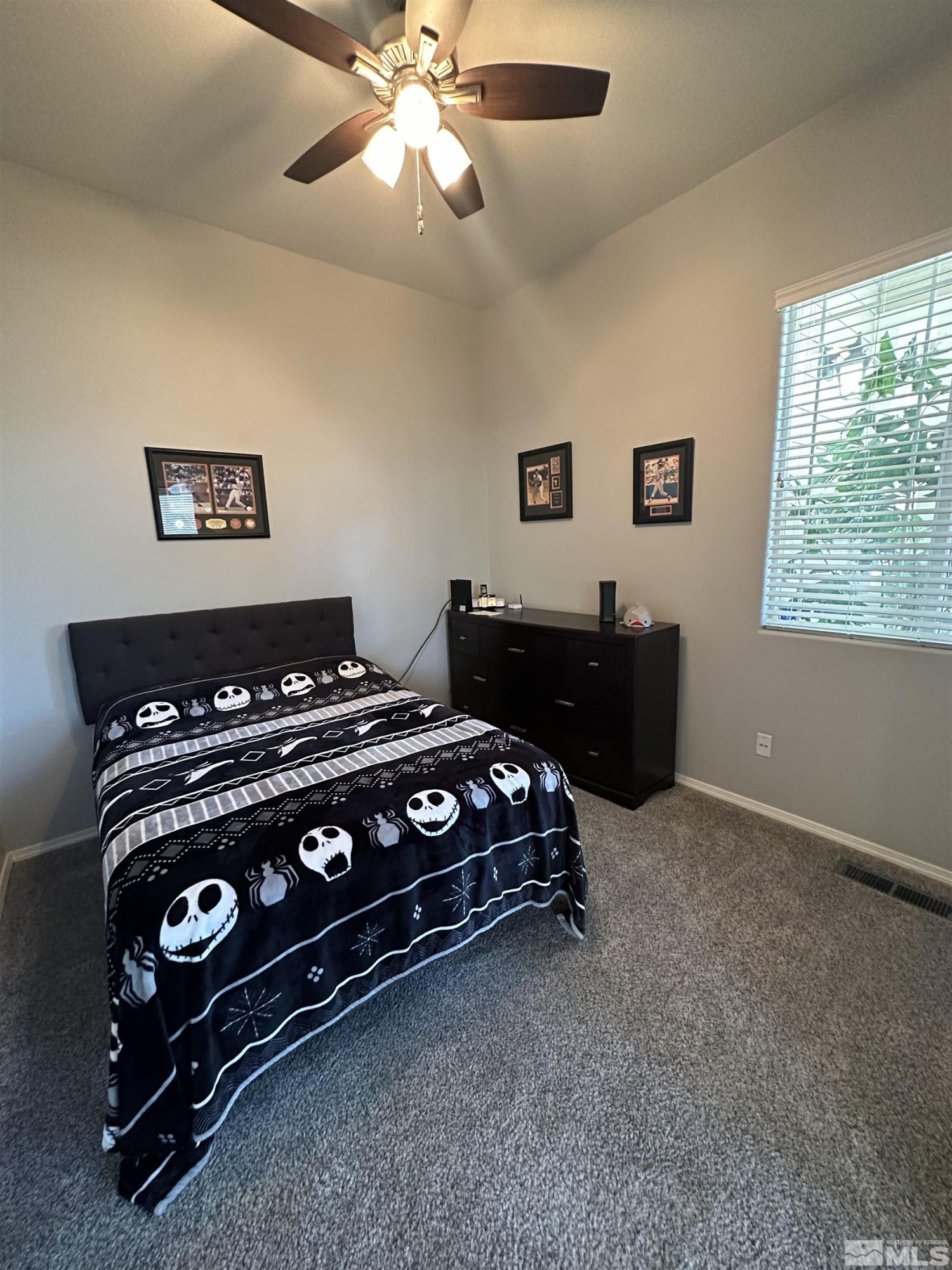 1605 Brentford Way Reno, NV 89521 - Photo 4 of 19 Photo 4