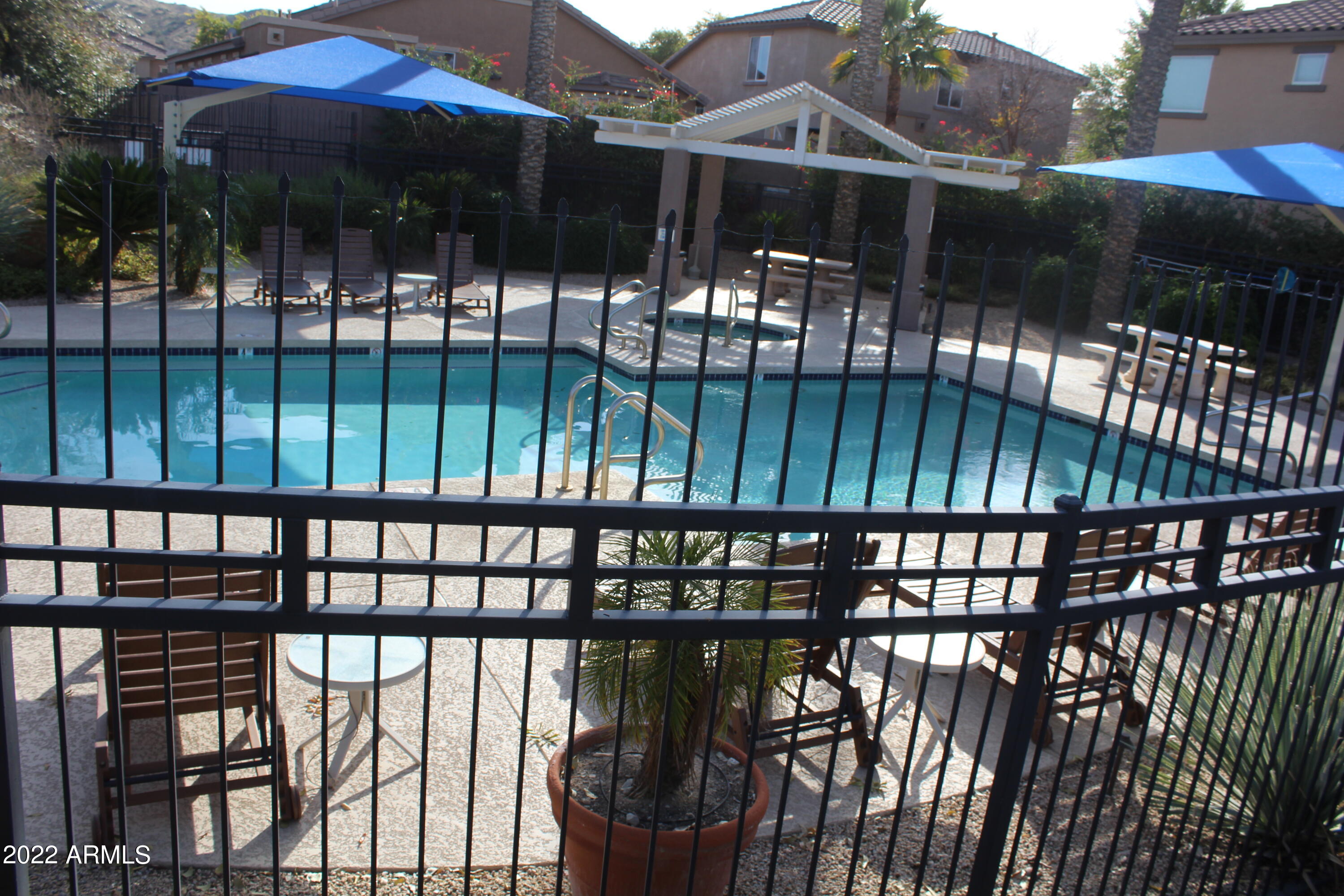 3928 East Minton Street Phoenix, AZ 85042 - Photo 5 of 24 IMG_1138