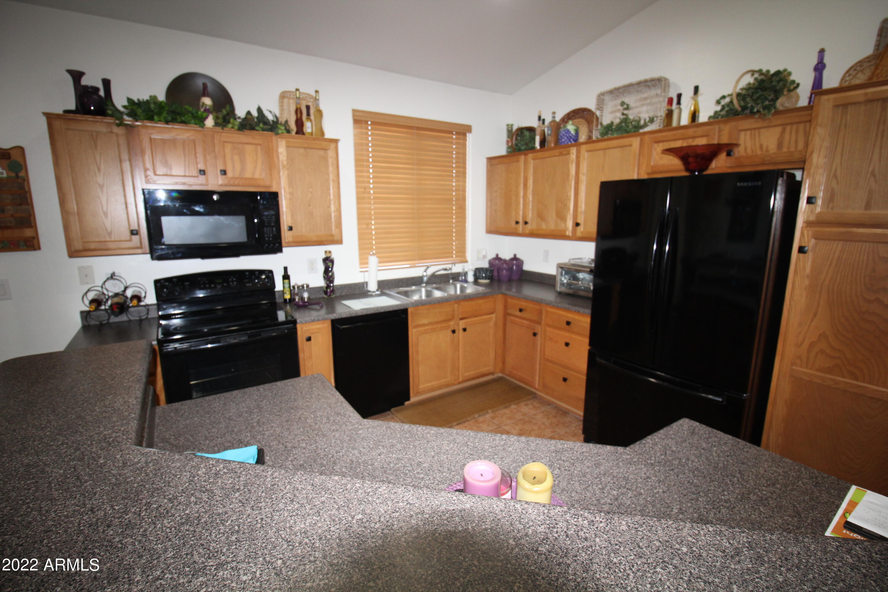 3928 East Minton Street Phoenix, AZ 85042 - Photo 10 of 24 IMG_1097