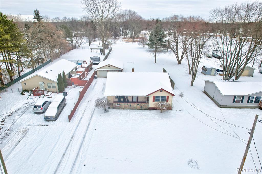 1397 Roat Court Burton, MI 48509 - Photo 36 of 46 Gallery Image 36