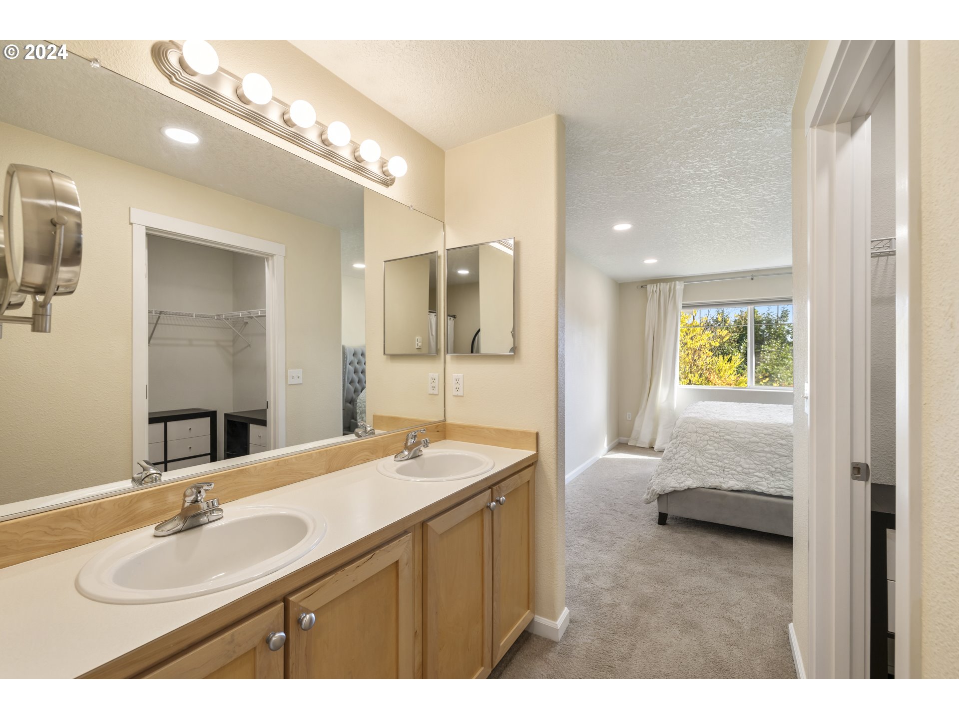 14655 Southwest Beard Road, Unit 201 Beaverton, OR 97007 - Photo 26 of 40