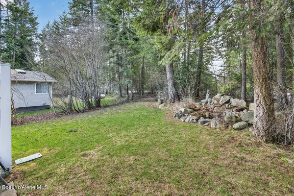 $545,000 | 33885 North Moonbeam Court, Bayview, ID 83803