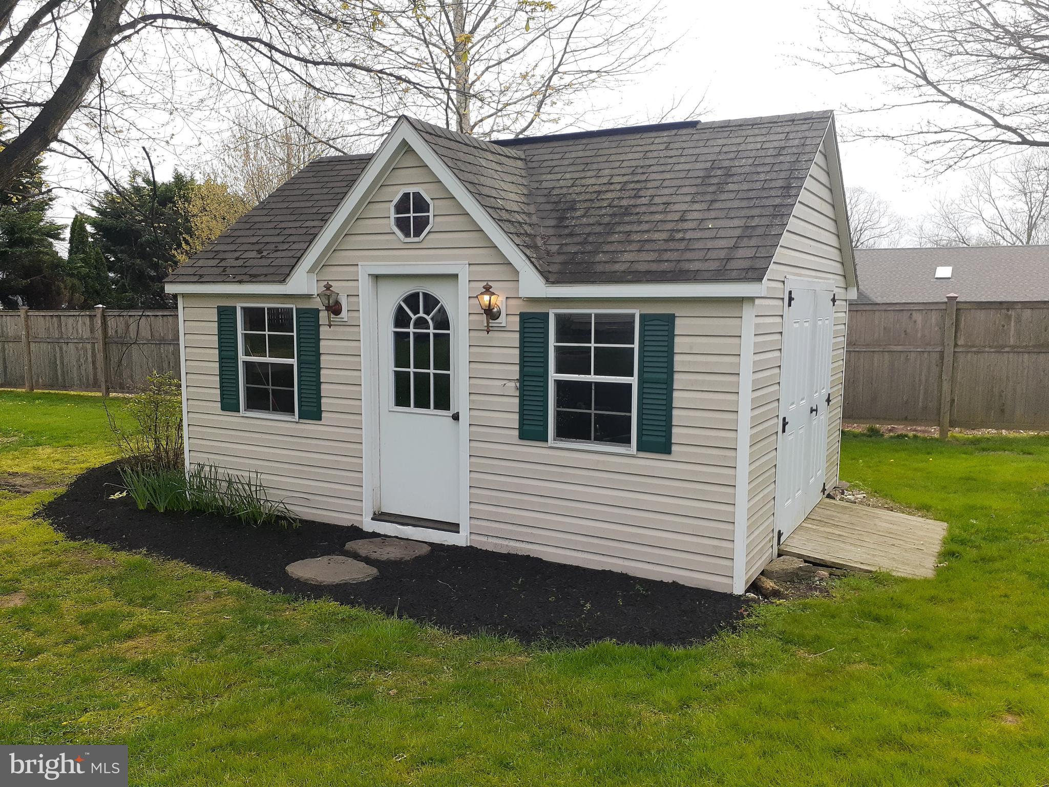 4 Bomberger Road Lititz, PA 17543 - Photo 6 of 29
