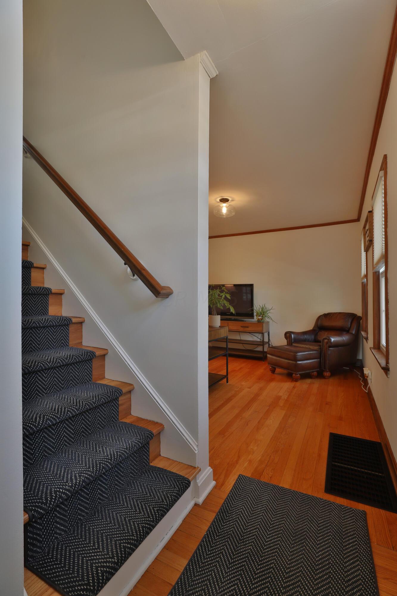 2241 Fishinger Road Columbus, OH 43221 - Photo 20 of 39 2241-Fishinger-20