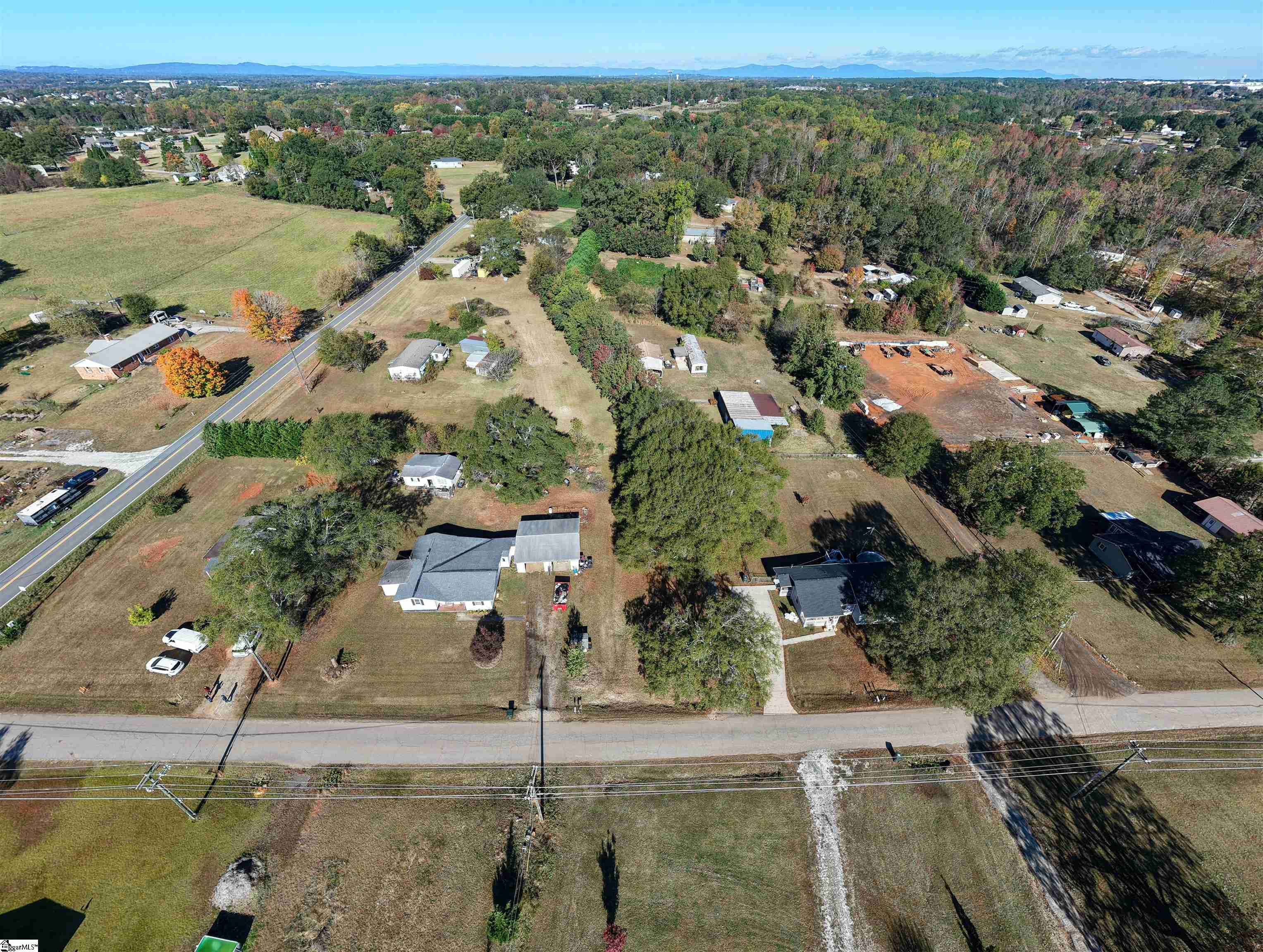 382 Hudson Water Road Greer, SC 29651 - Photo 2 of 10