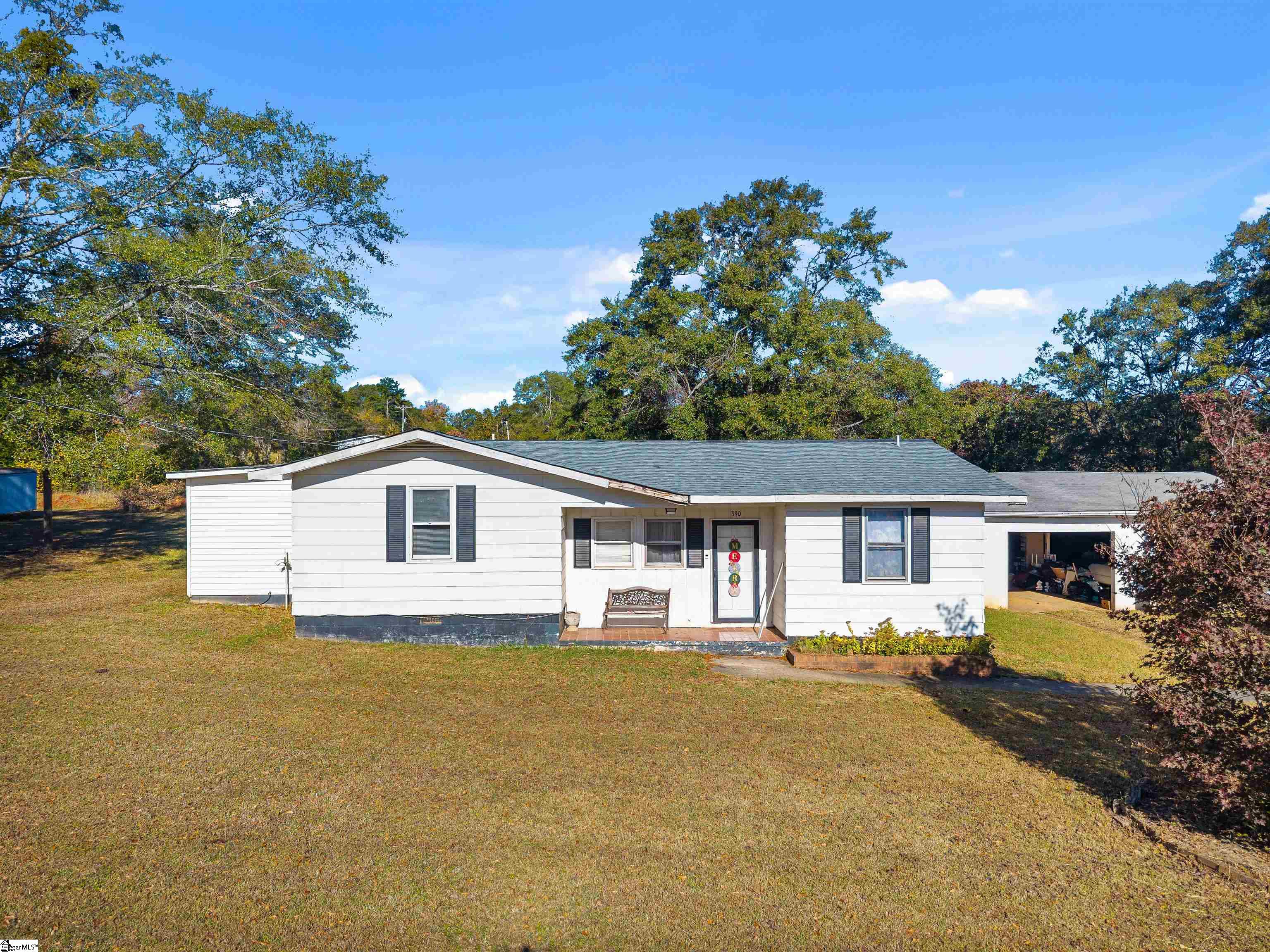 382 Hudson Water Road Greer, SC 29651 - Photo 3 of 10