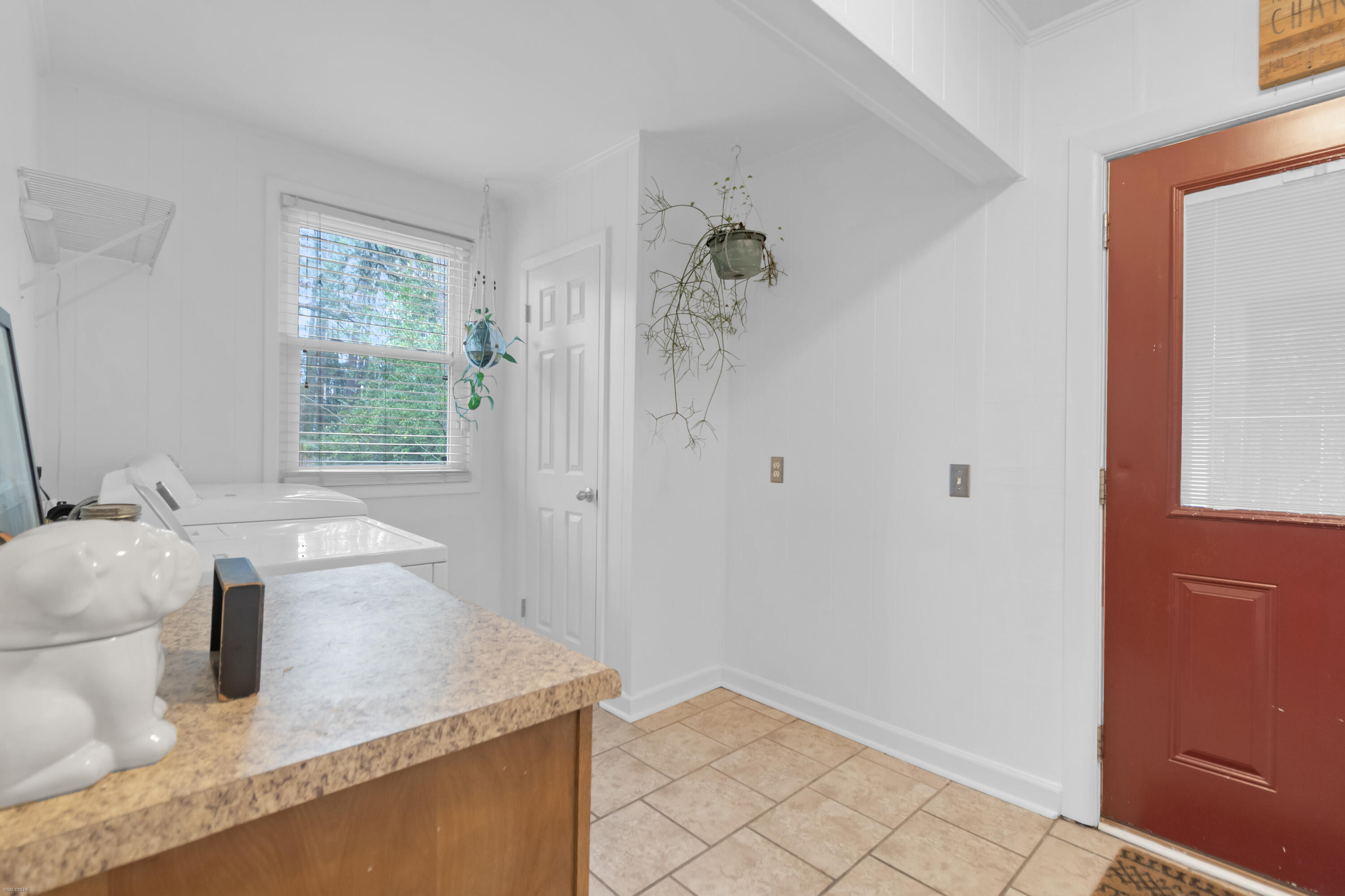 9658 Jamison Road Ladson, SC 29456 - Photo 10 of 30 Laundry