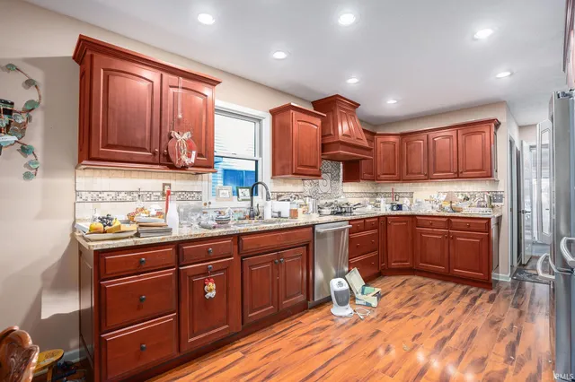 $315,000 | 1647 Brookstone Court, Elkhart, IN 46514