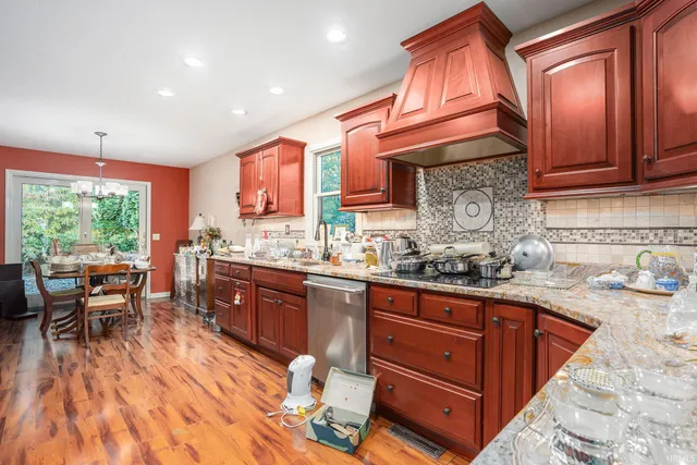 $315,000 | 1647 Brookstone Court, Elkhart, IN 46514