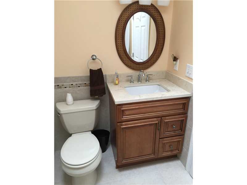 151 Alder Road South Kingstown, RI 02879 - Photo 11 of 23 Bathroom.