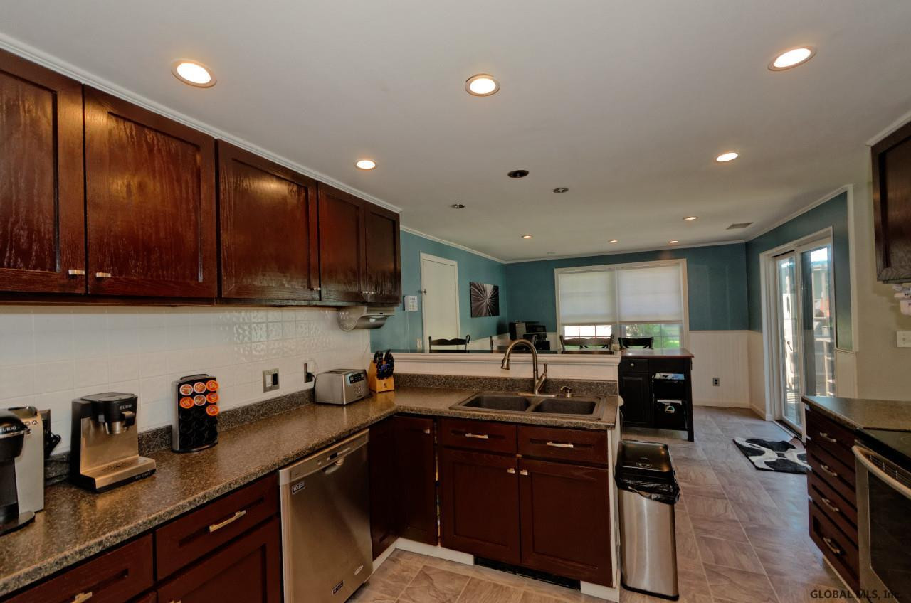 28 Glade Mallow Road Malta, NY 12020 - Photo 13 of 25 Photo 13