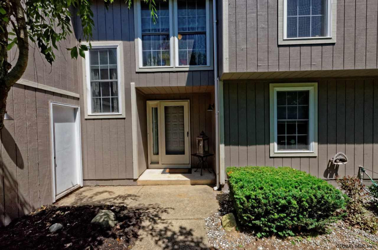 28 Glade Mallow Road Malta, NY 12020 - Photo 4 of 25 Photo 4