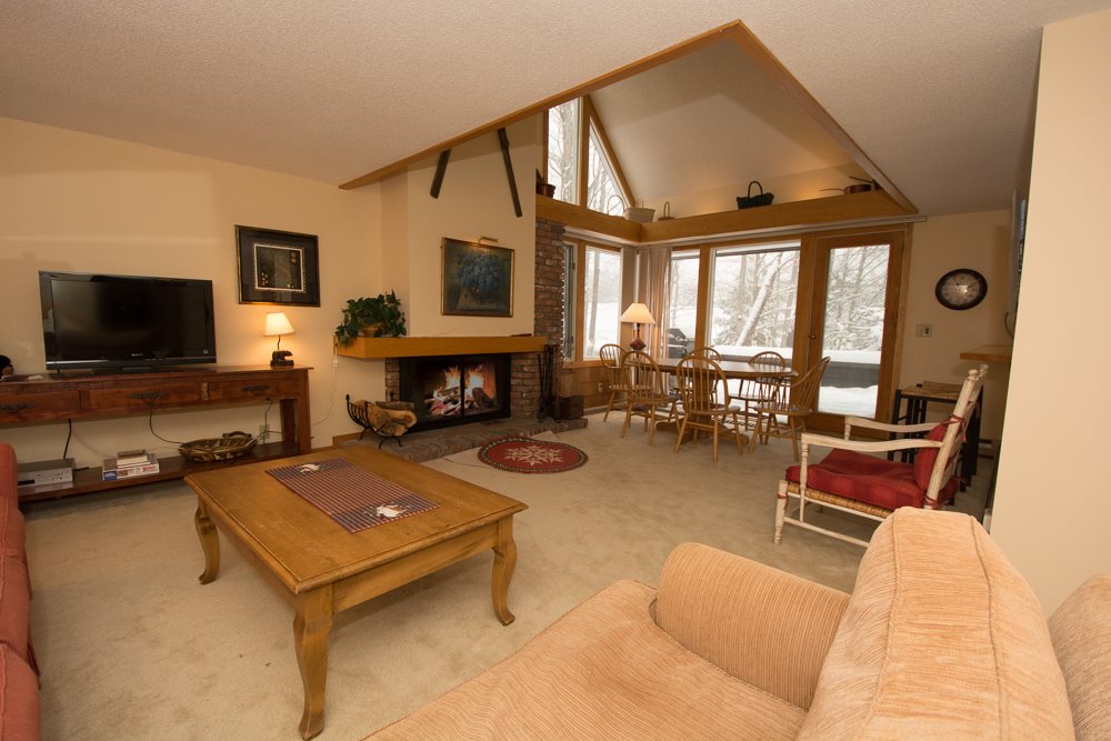 38 Pond View Road Winhall, VT 05340 - Photo 4 of 23