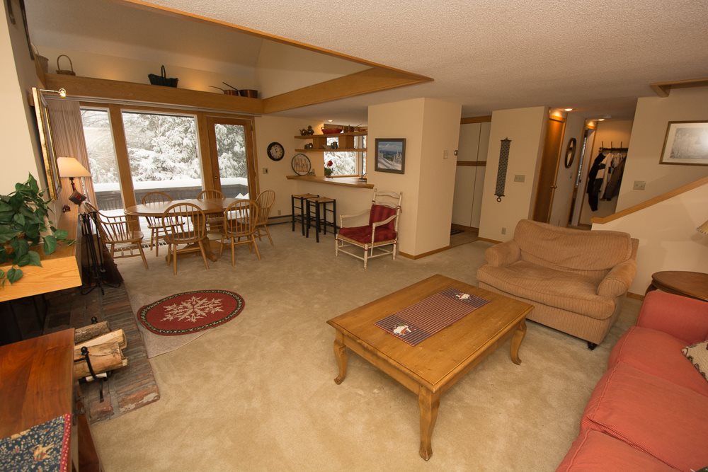 38 Pond View Road Winhall, VT 05340 - Photo 5 of 23