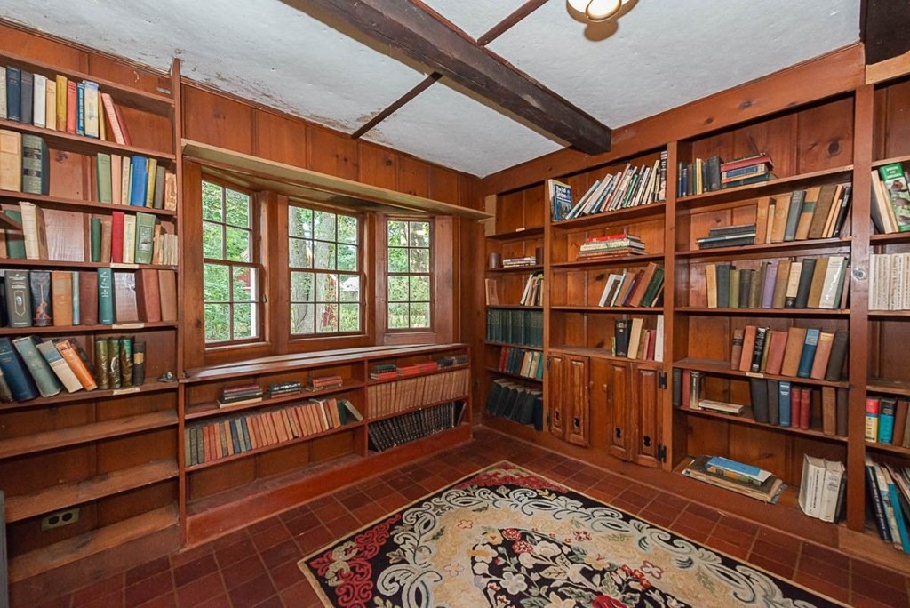 222 Barretts Mill Road Concord, MA 01742 - Photo 11 of 27