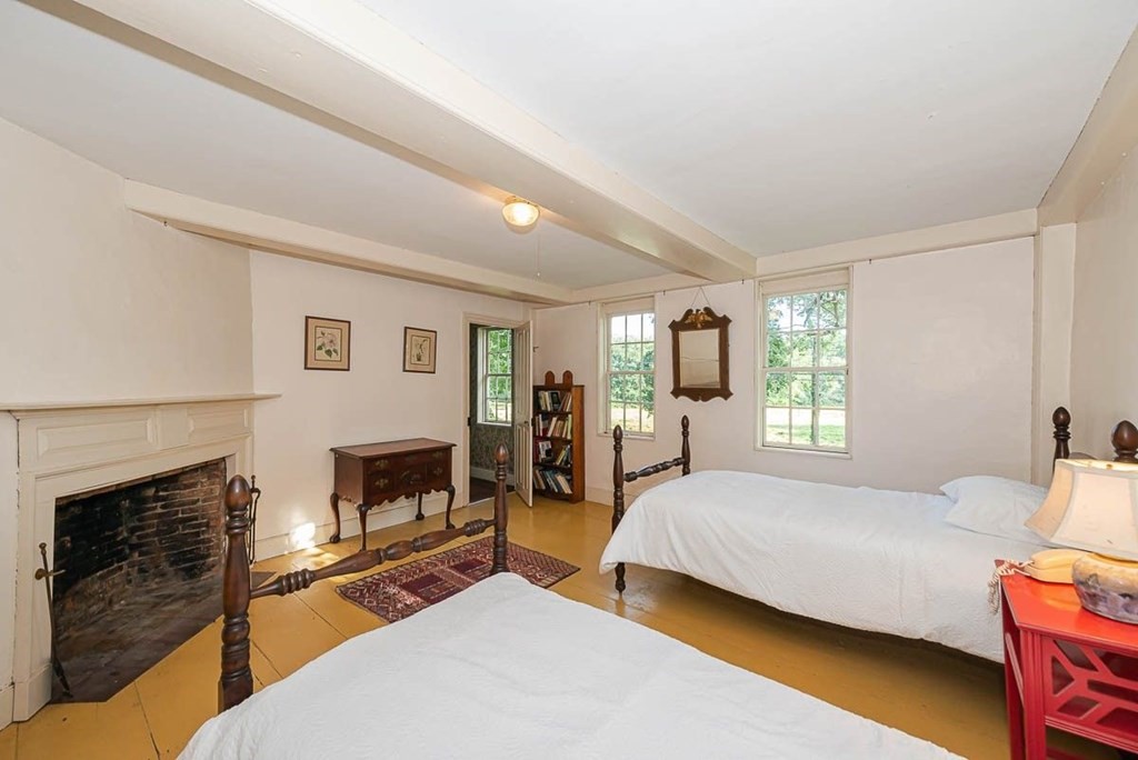 222 Barretts Mill Road Concord, MA 01742 - Photo 13 of 27
