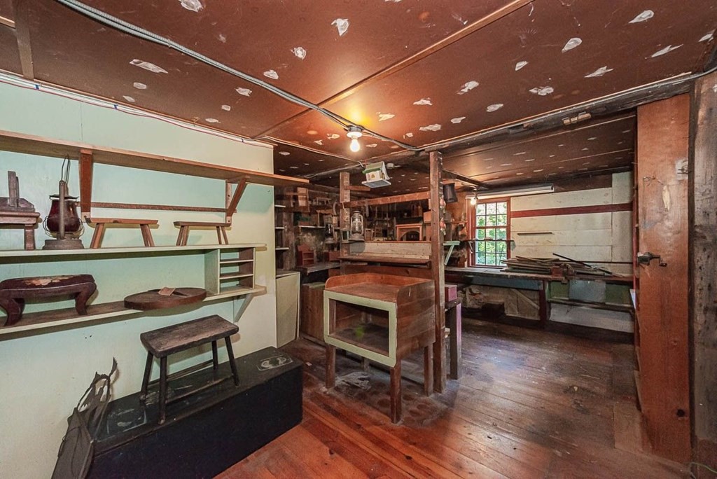 222 Barretts Mill Road Concord, MA 01742 - Photo 20 of 27