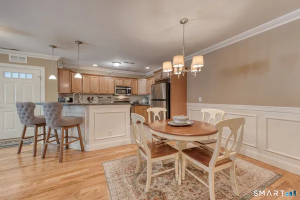 $395,000 | 95 South Ridge Lane, Unit E201, Berlin, CT 06037