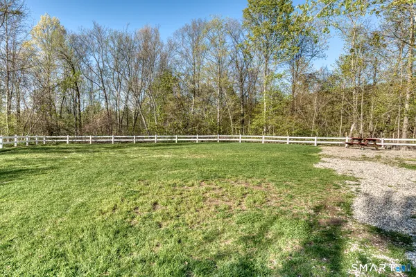 $395,000 | 95 South Ridge Lane, Unit E201, Berlin, CT 06037
