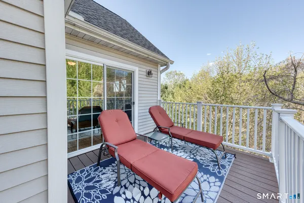 $395,000 | 95 South Ridge Lane, Unit E201, Berlin, CT 06037