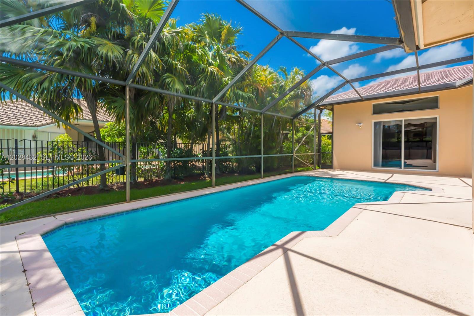 3852 Oak Ridge Circle Weston, FL 33331 - Photo 2 of 57