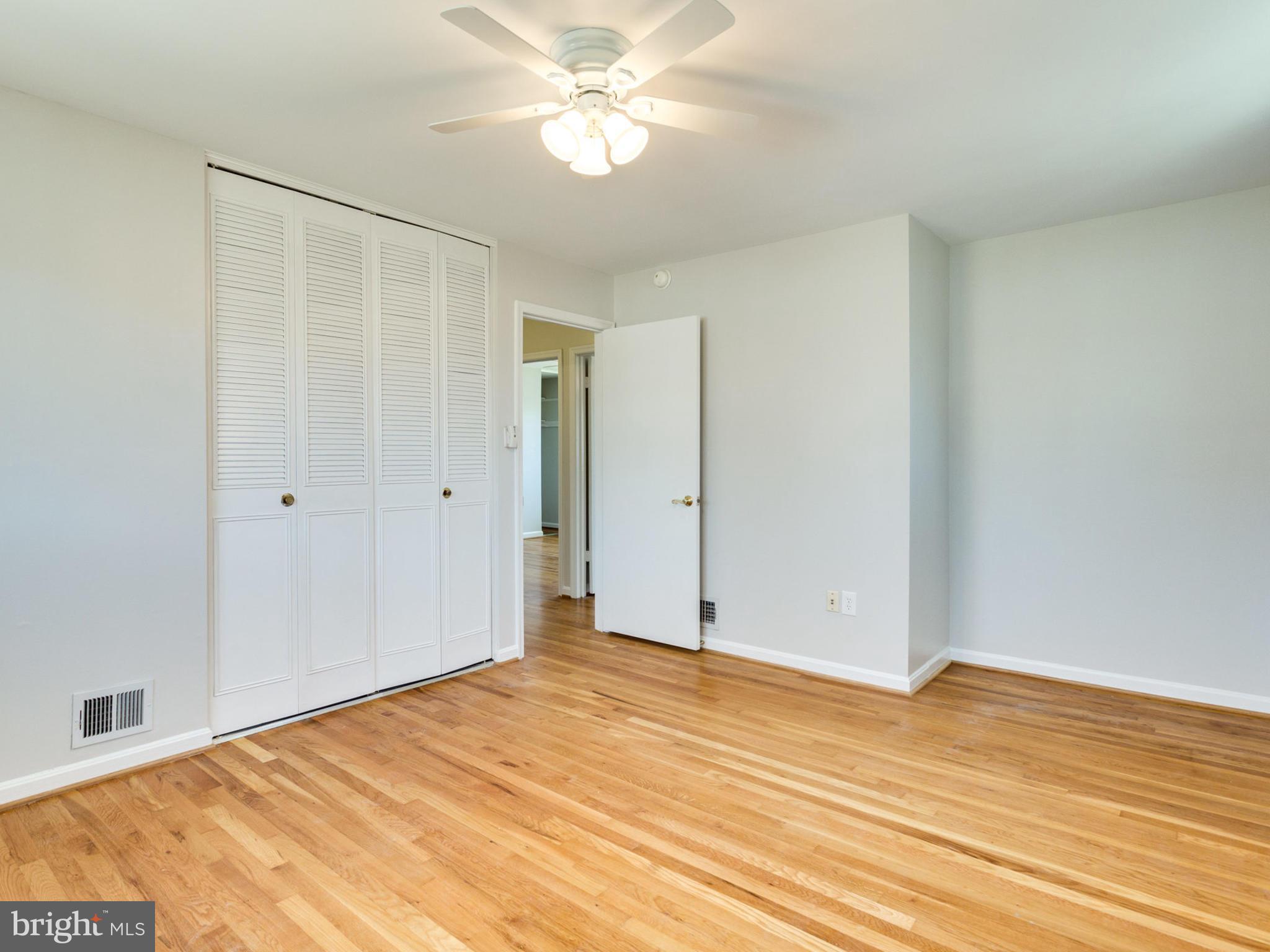 8141 Edmonton Court Springfield, VA 22152 - Photo 14 of 30 Bedroom (Master)