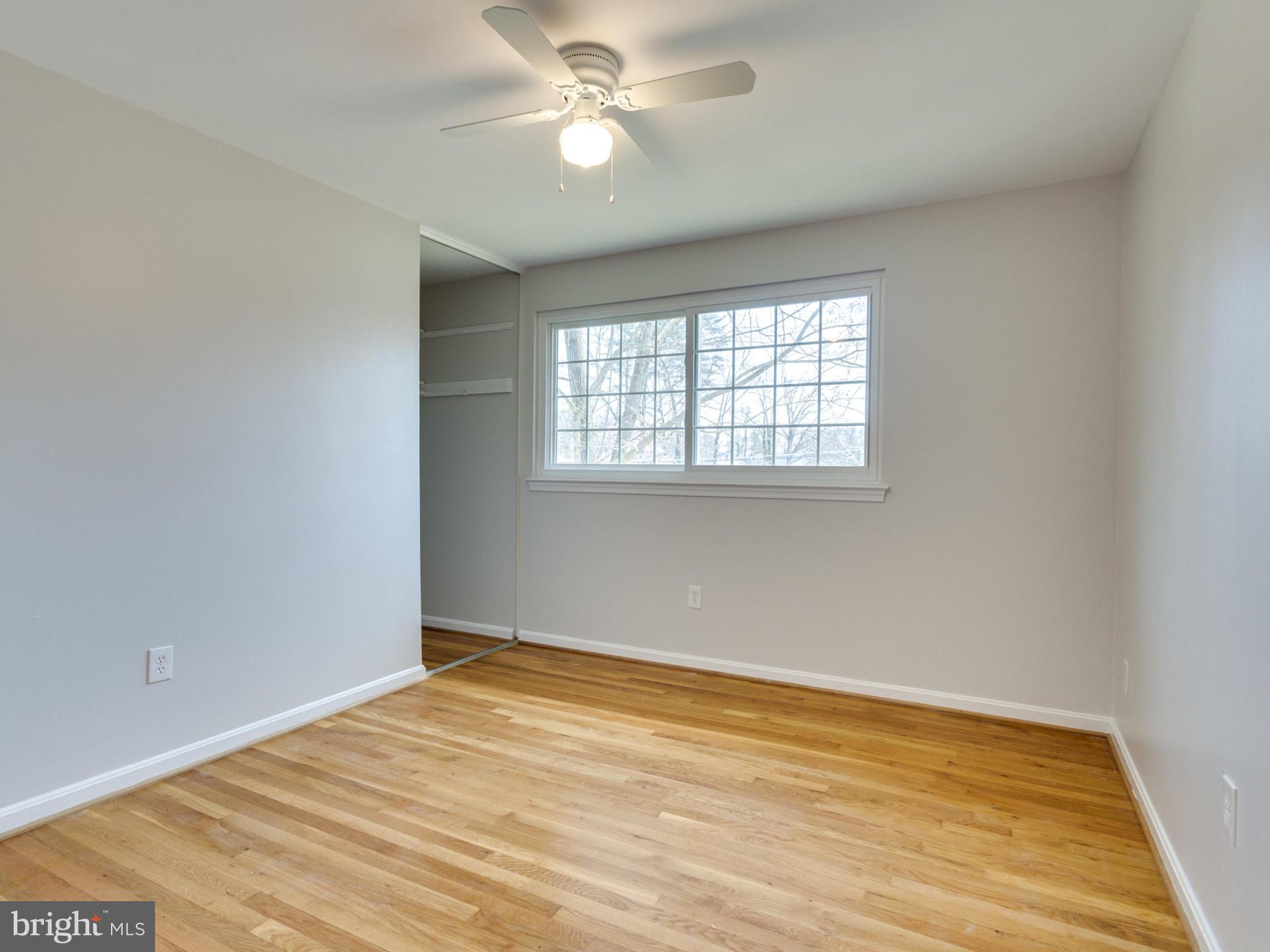 8141 Edmonton Court Springfield, VA 22152 - Photo 24 of 30 Bedroom 3