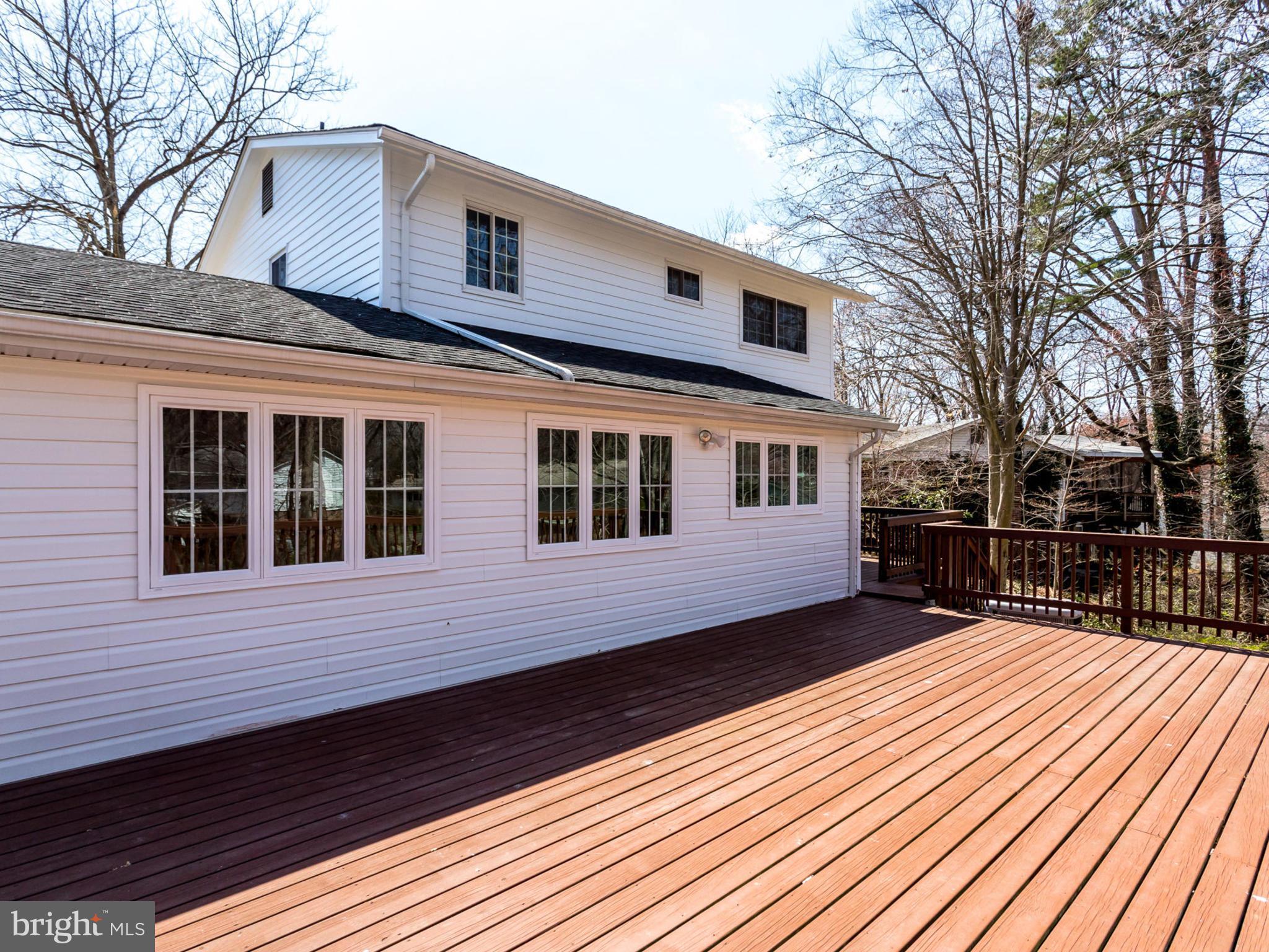 8141 Edmonton Court Springfield, VA 22152 - Photo 29 of 30 Exterior (Rear)
