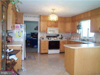 2149 Hillcrest Road Quakertown, PA 18951 - Photo 4 of 6 Gallery Image 4